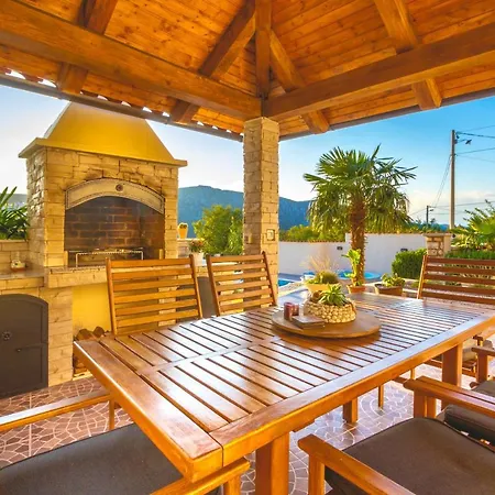 In Villa Grizane-Belgrad