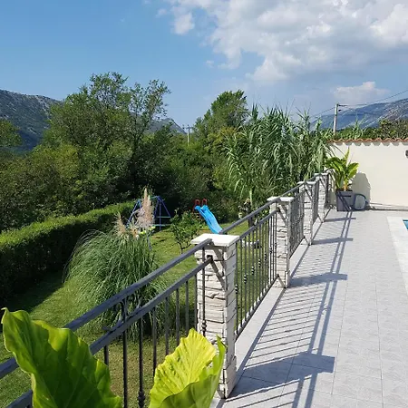 In Villa Grizane-Belgrad